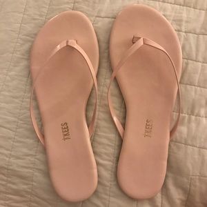 Tkees sandals